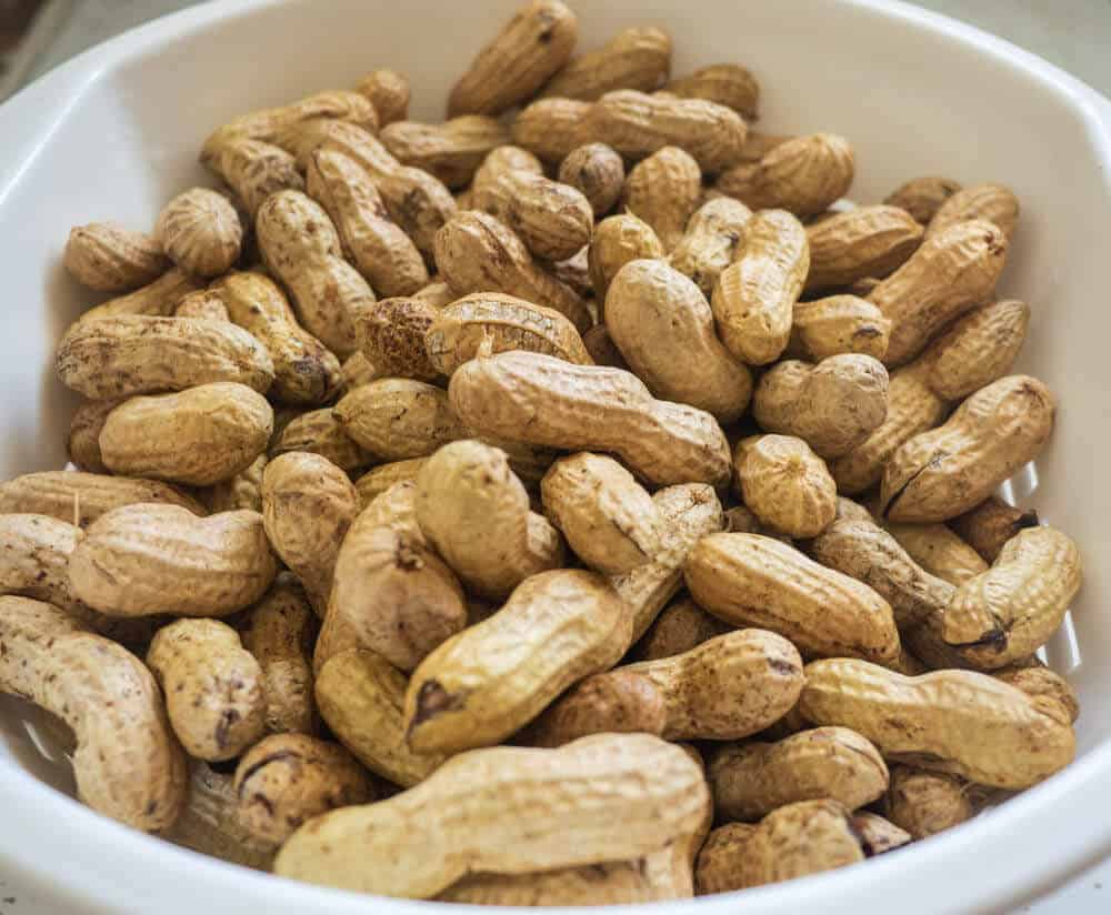 Rinsed and washed peanutsReady to be boiled in the instant pot