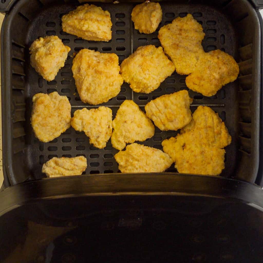 Frozen Chicken Nuggets Air Fryer (10 Minutes)