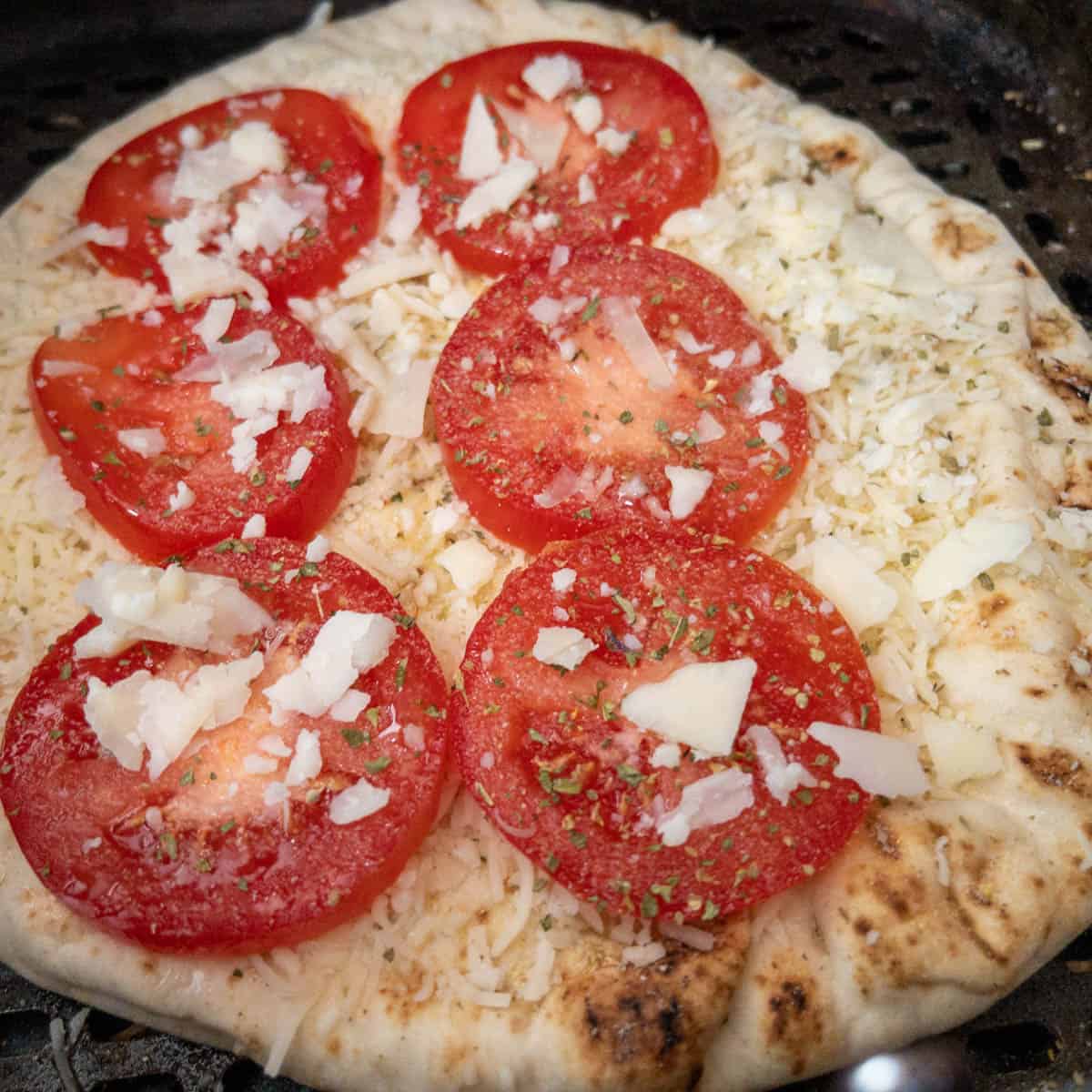 naan air fryer pizza cooking step 4