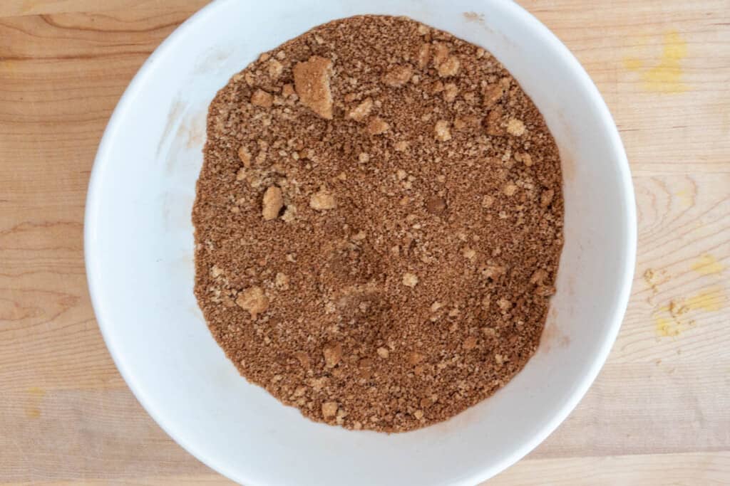 Candied Pecans Spice rub in a bowl