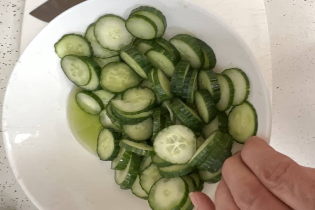 Asian Cucumber Salad ( Sweet and Sour) - Stuff Matty Cooks